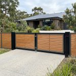 Driveway_gate_with_timber_slats_20261009004158